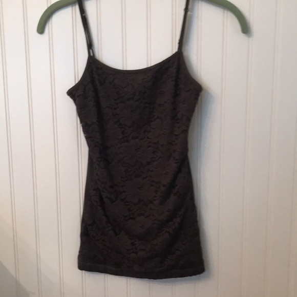 Aeropostale Bundle of 4 Tank Tops size S-XS - Picture 4 of 7